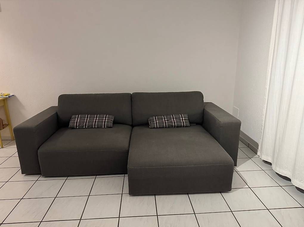 Divani: Zweisitzer-Sofa – Usato da Zeiningen venduto da xan_6zb5 1