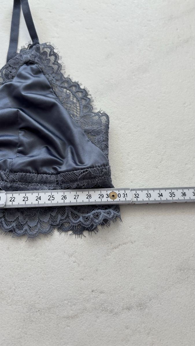 Altra biancheria intima: Bralette Spitze Grau S/M – Usato da Seengen venduto da sa_land 5