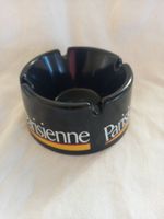 Cendrier ancien en bakélite, Parisienne