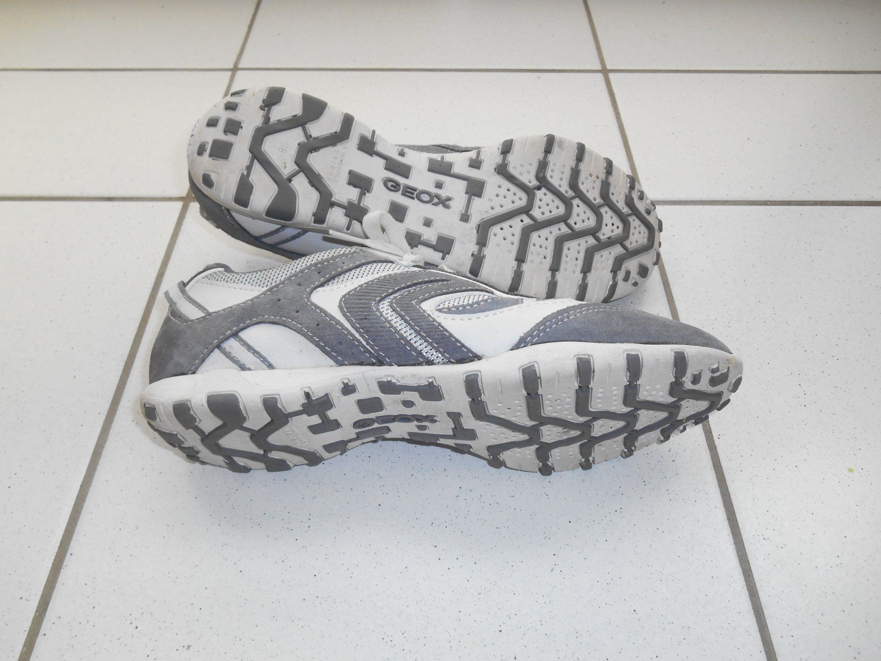 Geox Scarpe da donna: Geox Freizeitschuh/Sneaker Grösse 38 – Usato da Basel venduto da chien008 5