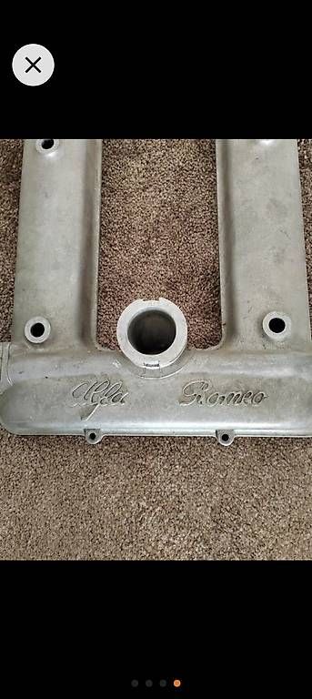 Tutti pezzi di ricambio auto: Alfa Romeo Typ 105, Ventildeckel, Top Zustand, Oldtimer  – Usato da Weinfelden venduto da pha_5hg2