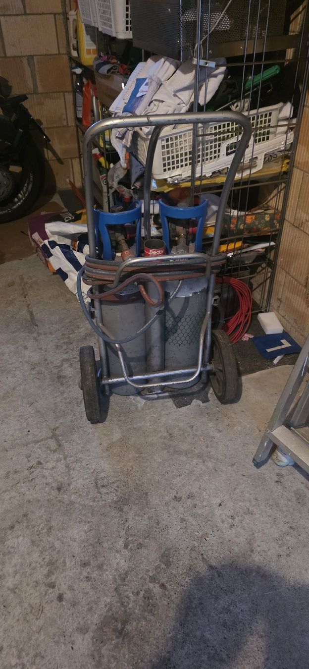 Alle Werkzeuge: Schweisgeraet Gasflaschenwagen  – Gebraucht aus Volketswil von rosarella11 3