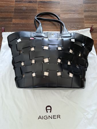 Handtasche Aigner geflochten schwarz neu