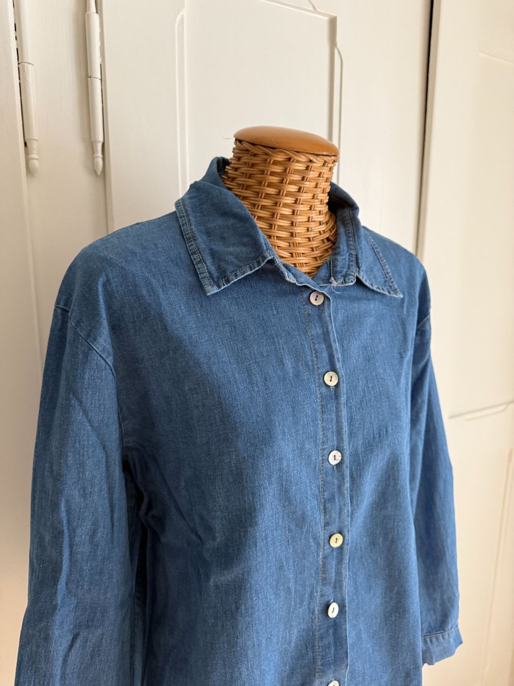 Chemisiers: Jeansbluse blau locker M – D'occasion à Zürich par Diazaio 1