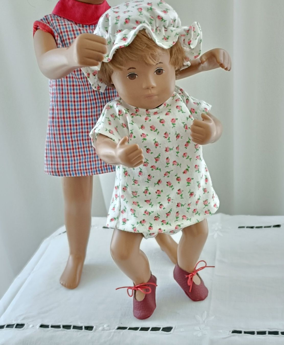 Bambole: Fürs Sasha Baby oder Natterer 32 cm: Schühli rot – Nuovo e nell'imballaggio originale da Seewen SZ venduto da 27maan 2