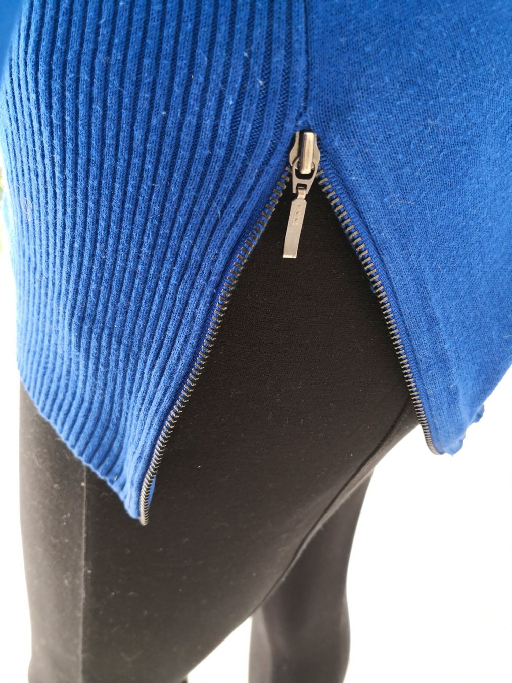 S.Oliver Maglioni & Felpe: 🤩S.OLIVER STRICK-PULLOVER ROYALBLAU MIT REISSVESCHLÜSSEN – Usato da Olten venduto da Naja-Twins-Twins 8