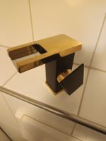 2 mal Schwarze Armatur mit Gold: Top Zustand,