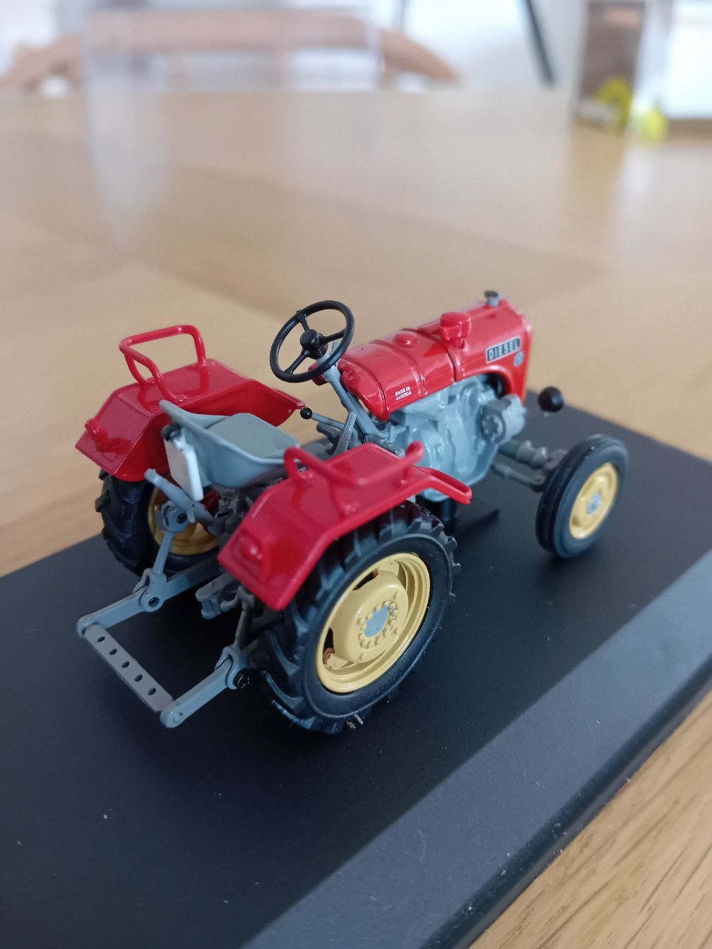 Kit di modellismo & Modellini statici: Steyr Typ 84 Modelltraktor Universal Hobbies 1:43 – Usato da St. Urban venduto da volvodreamer 2