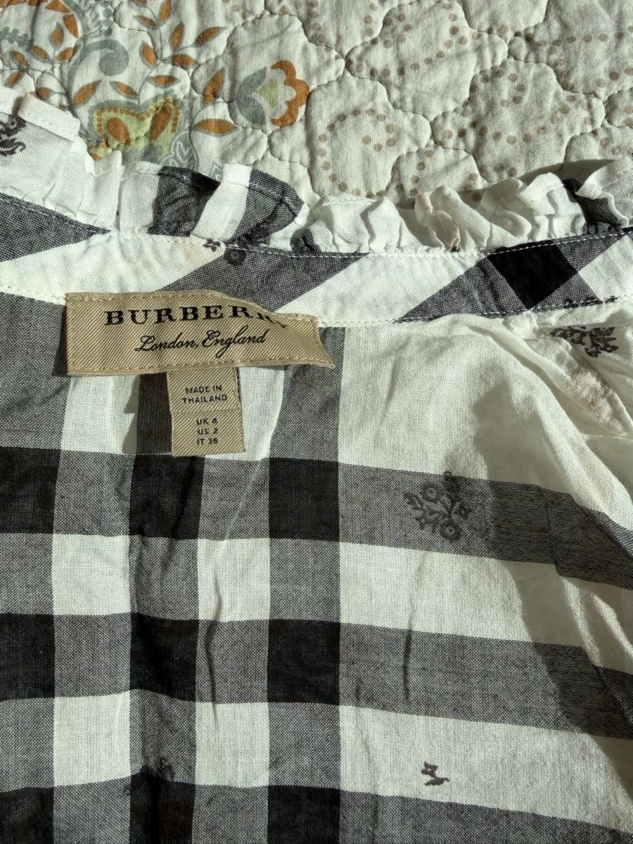 Burberry Blusen: Burberry Blouse UK 4 IT 36 – Neu (gemäss Beschreibung) aus Pfäffikon SZ von Zitrone_100 2