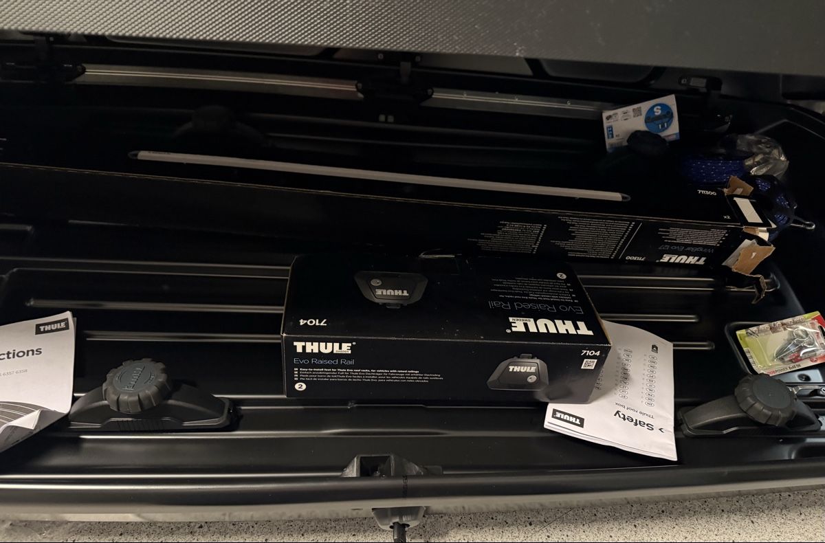 Thule Portapacchi: Neue Thule Auto-Dachträger – Nuovo e nell'imballaggio originale da Oetwil am See venduto da sunshine084 2