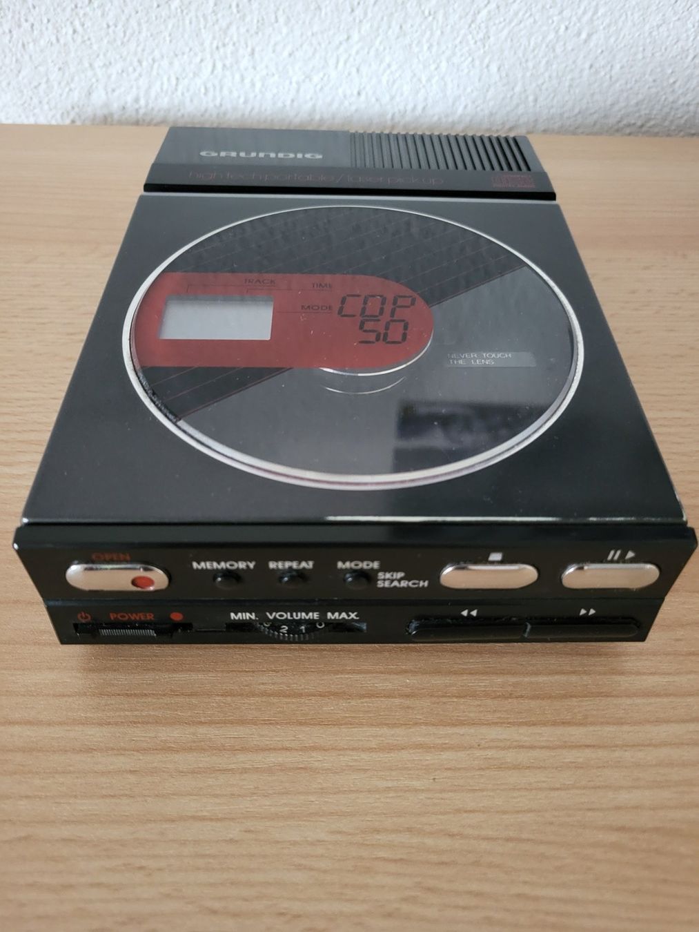 Grundig Lecteur multimedia & Streamer: GRUNDIG CDP-50 CD Player – D'occasion à Basadingen par Modellfan75