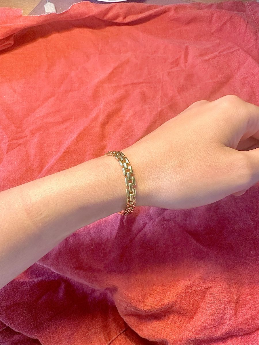 Bracciali & Braccialetti: Armband goldig neuwertig – Nuovo (secondo la descrizione) da Oensingen venduto da Shellybubble1