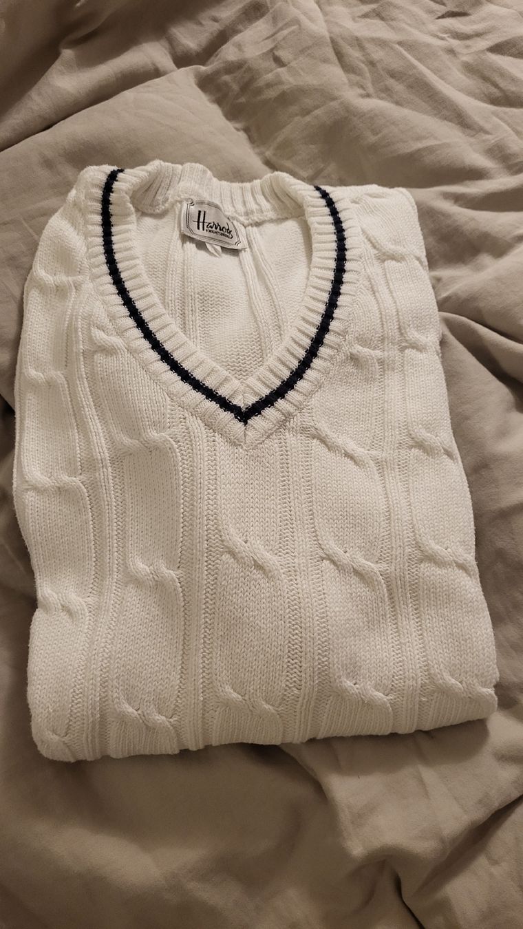 Maglioni & Felpe: Harrods White Knitted Cotton V-neck Jumper – Usato da Carouge GE venduto da chr_5xdw