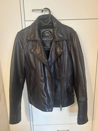 SCHWARZE LEDER-MOTORRADJACKE VON ROKKER