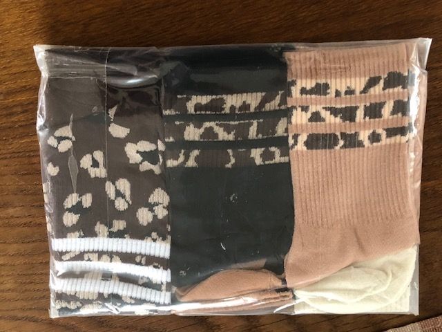 Calze: Socken Set 5 Packungen Tiermuster Leopard – Nuovo e nell'imballaggio originale da Oberwil BL venduto da scorpio70 3