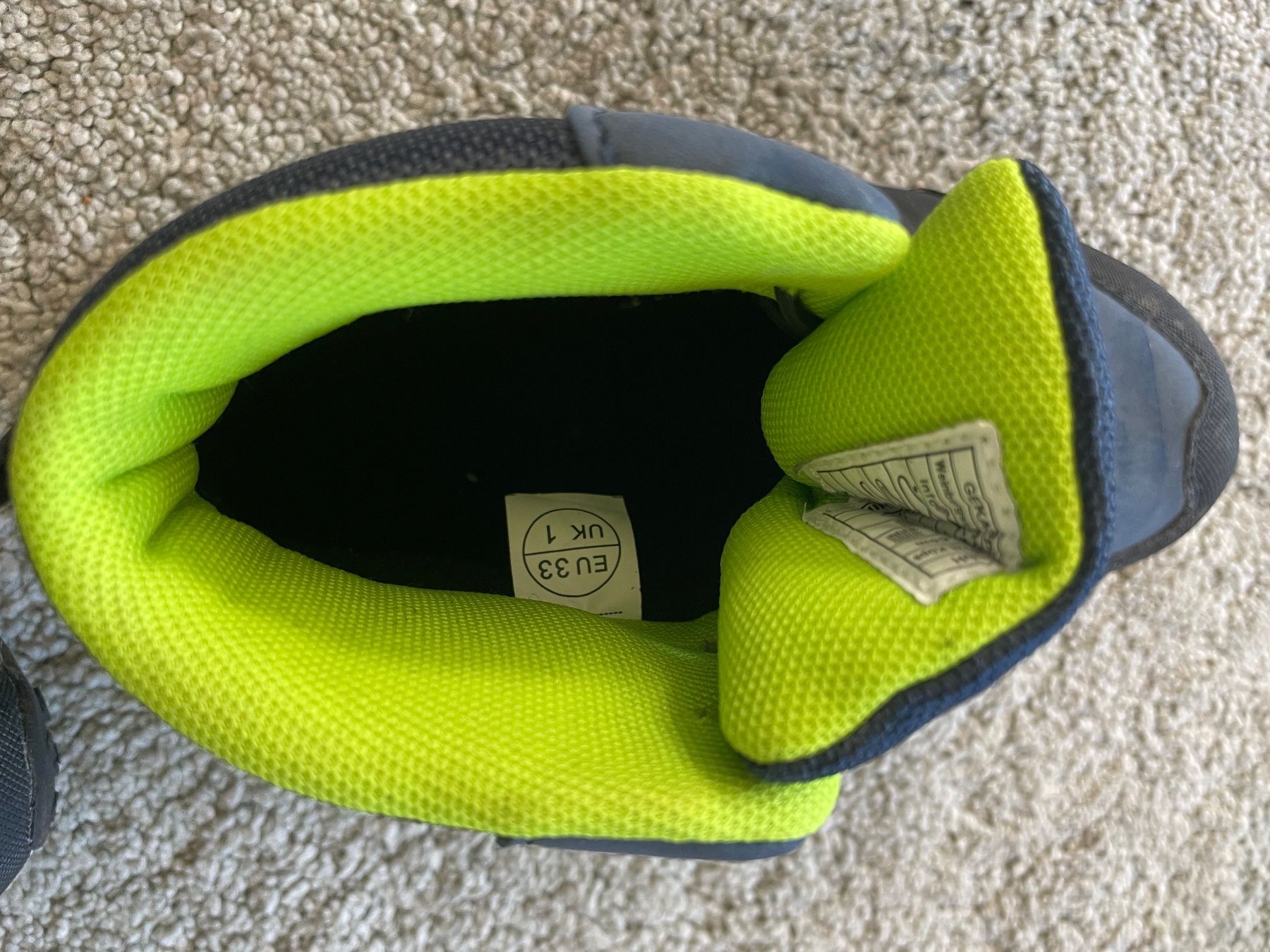 Scarpe per ragazzi: Trekkings Kinderschuh 33 – Usato da zürich venduto da malukmerlin 2