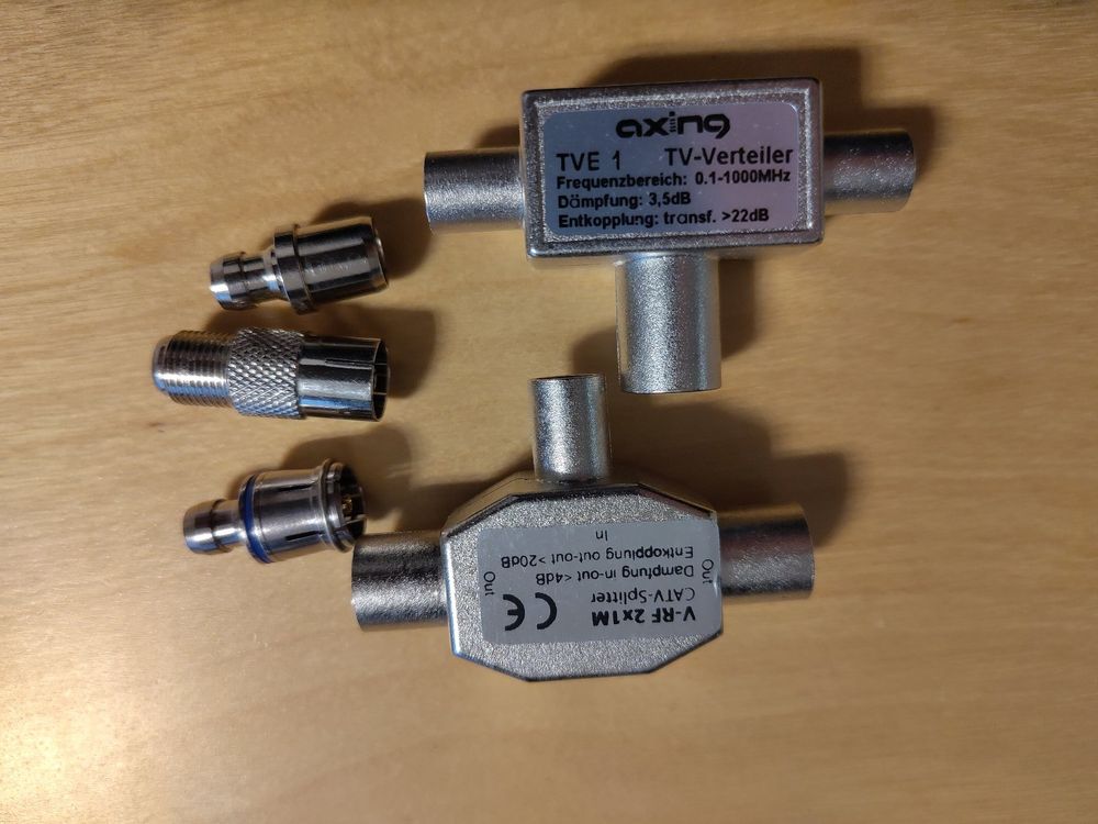 T-Adapter und diverse andere Adapter (Gebraucht) in Aarau für CHF 1 ...