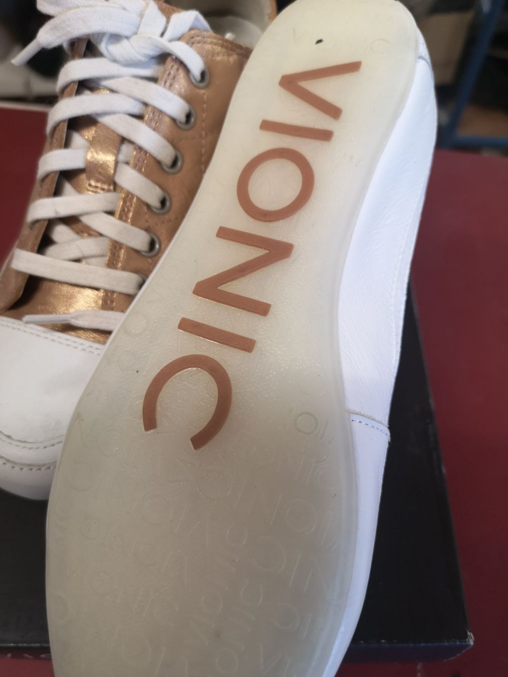 Chaussures femmes: Vionic – Neuf avec emballage d'origine à Möhlin par Highwaytom 3
