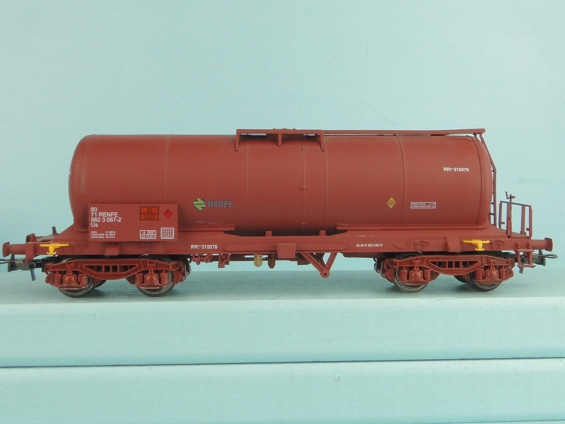 Modellini di ferrovie: Electrotren 5802 RENFE Tankwagen – Usato da Bülach venduto da cann11 4