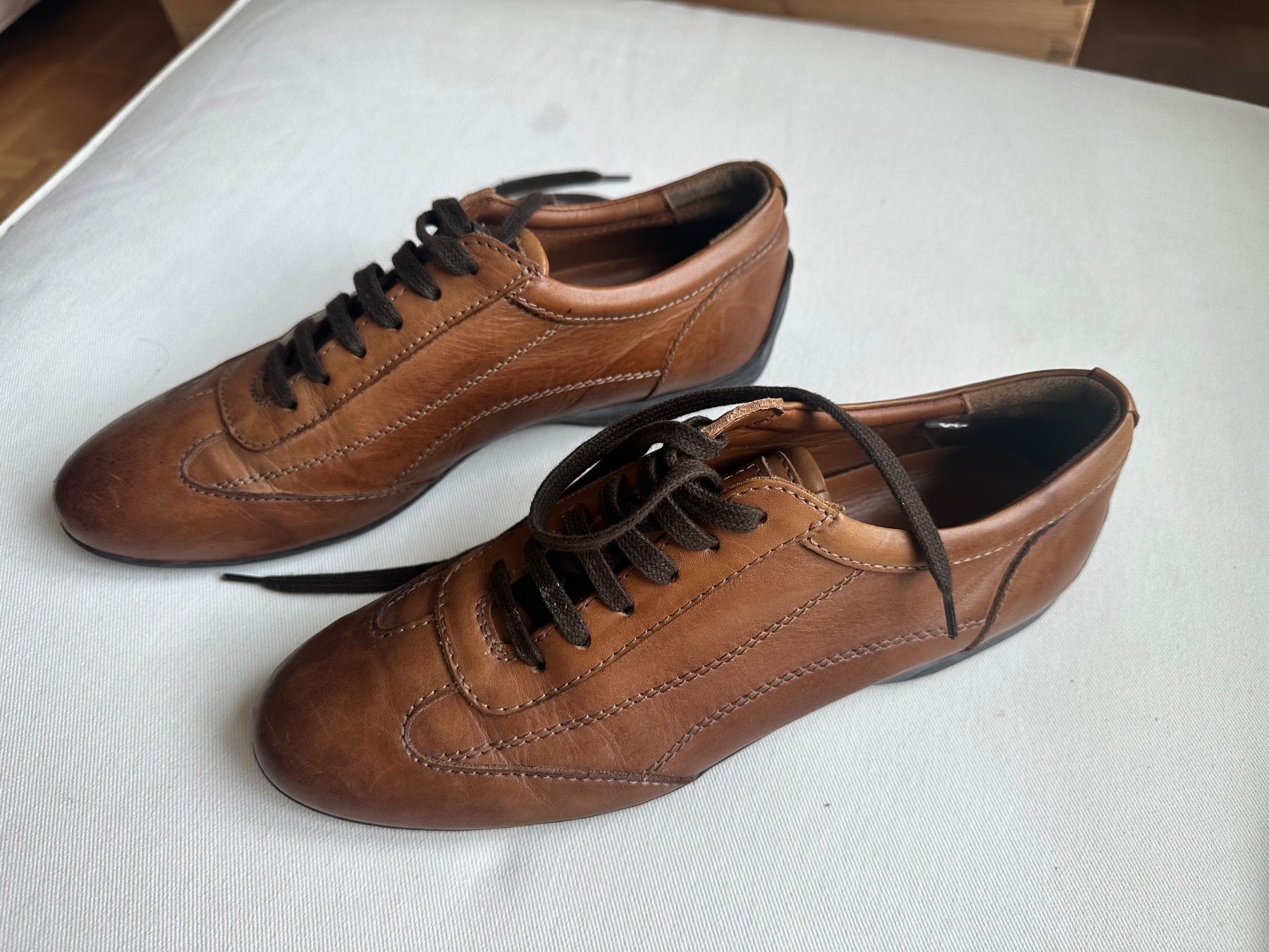 Massimo Dutti Scarpe da uomo: Chaussures de Massimo Dutti en cuir, neuves – Nuovo e nell'imballaggio originale da Carouge GE venduto da erolga 1