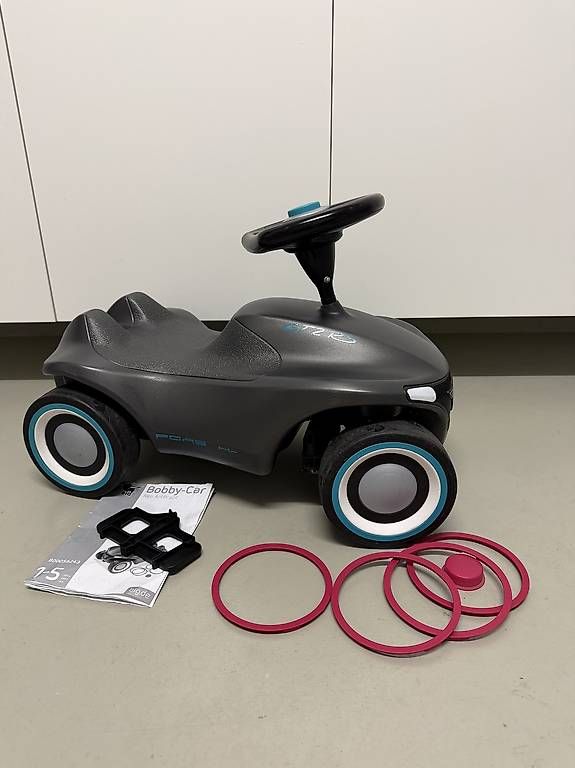 Veicoli per bambini: BIG Rutscherauto »Bobby-Car-Neo Anthrazit« – Usato da Frümsen venduto da Schmitz