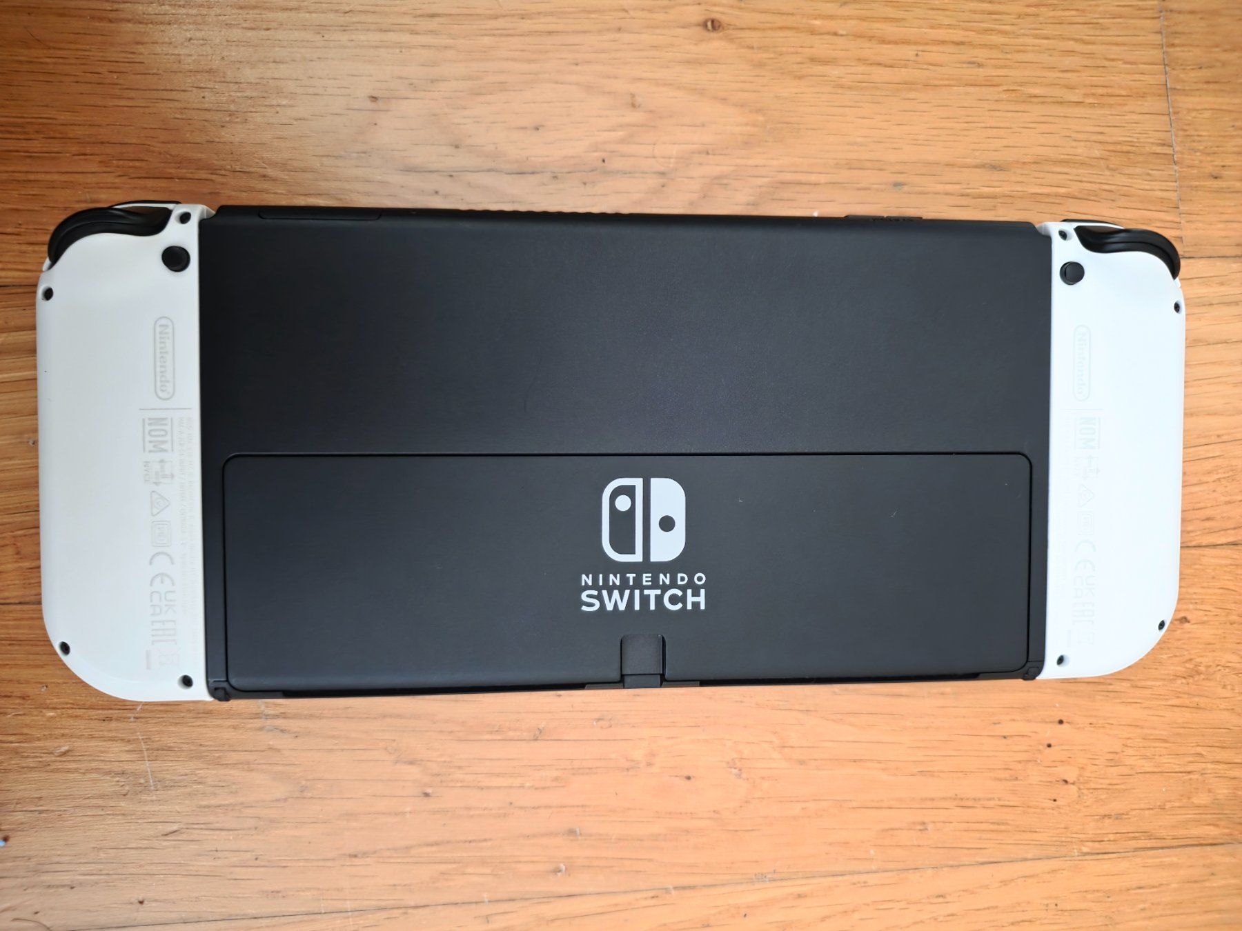 Nintendo Consoles: Nintendo Switch OLED Top Zustand – D'occasion à Zürich par jabo22 1