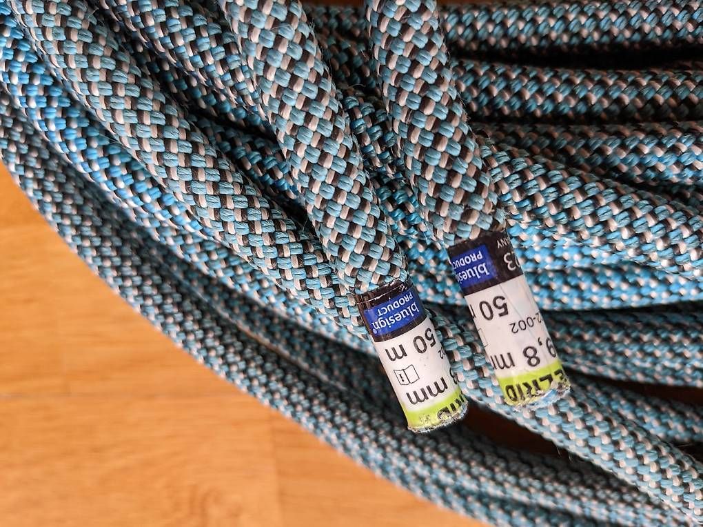 Edelrid Kletterausrüstungen: Kletterseil Edelrid 9.8 mm 50 m mit Seilsack – Gebraucht aus Innertkirchen von Flir 1