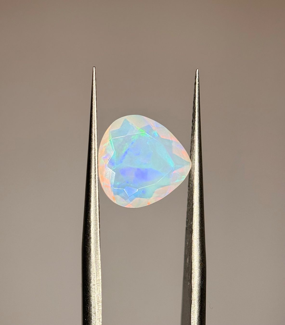 Pietre preziose: Ab 1 Fr. - Top 1.81 ct Opal Edelstein - unbehandelt – Nuovo (secondo la descrizione) da Mauren venduto da LieGems