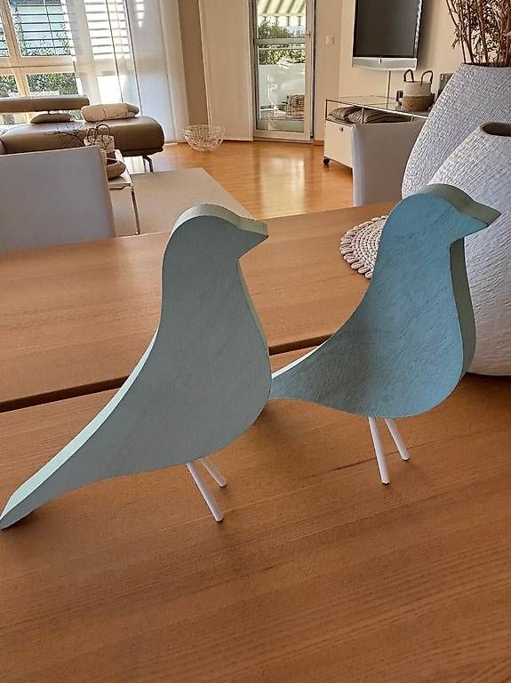 Alle Dekorationen: 1 Vogel Deko Holz Farbe bläulich – Gebraucht aus Bülach von marspi 1