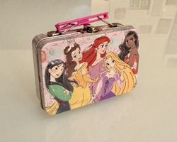 Valise en métal Les Princesses Disney