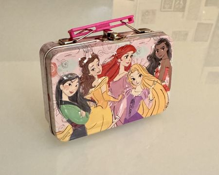 Valise en métal Les Princesses Disney