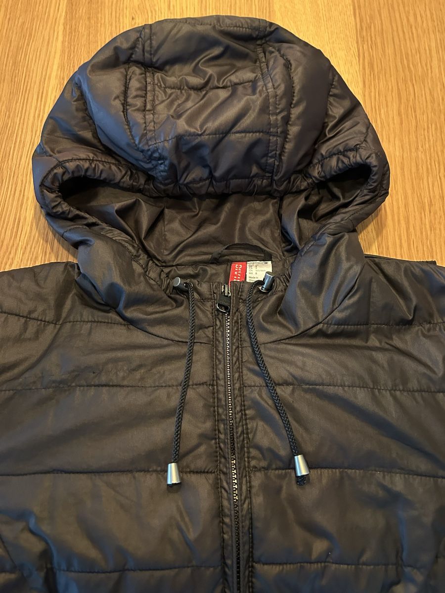 H&M Jacken: H&M Steppjacke Gr. 38 Schwarz – Gebraucht aus Schwarzenbach SG von bienchen22 2