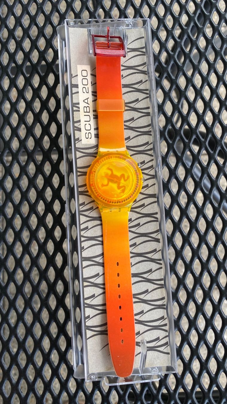 Swatch Orologi: Swatch Loomi Scuba 200 neu – Nuovo e nell'imballaggio originale da Wettswil venduto da Susannecarla 1