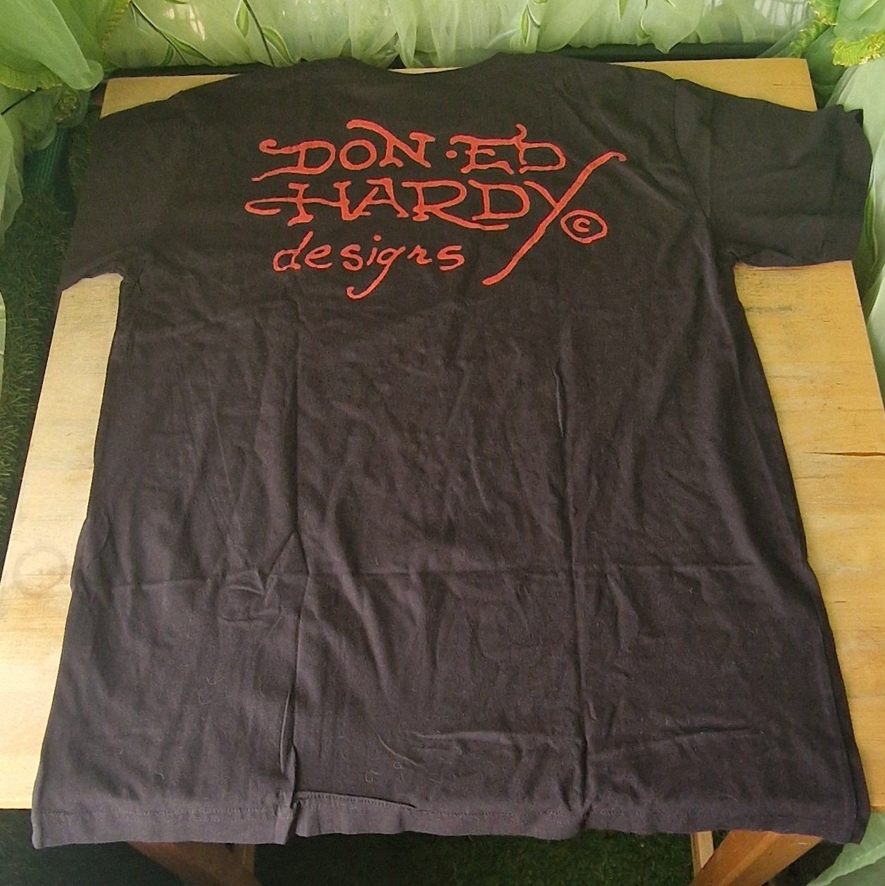 Ed Hardy T-shirt: Ed Hardy T-Shirt – Usato da Merlischachen venduto da Sheavy 4