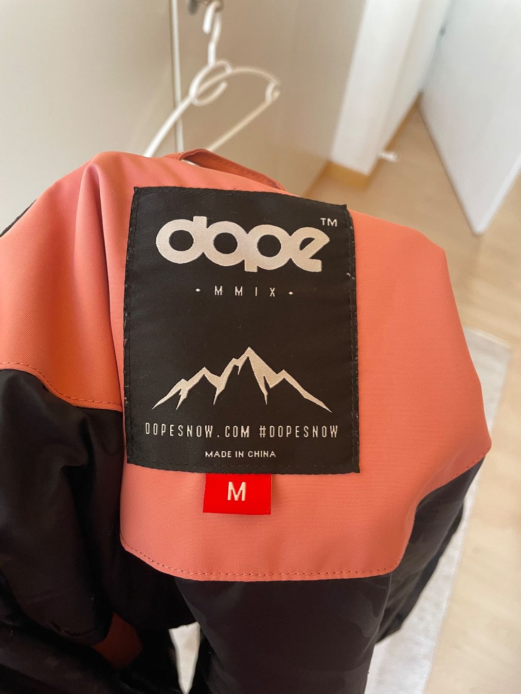Dope Giacche: Dope Skijacke rosa, Grösse M – Usato da Frauenfeld venduto da chbre 3