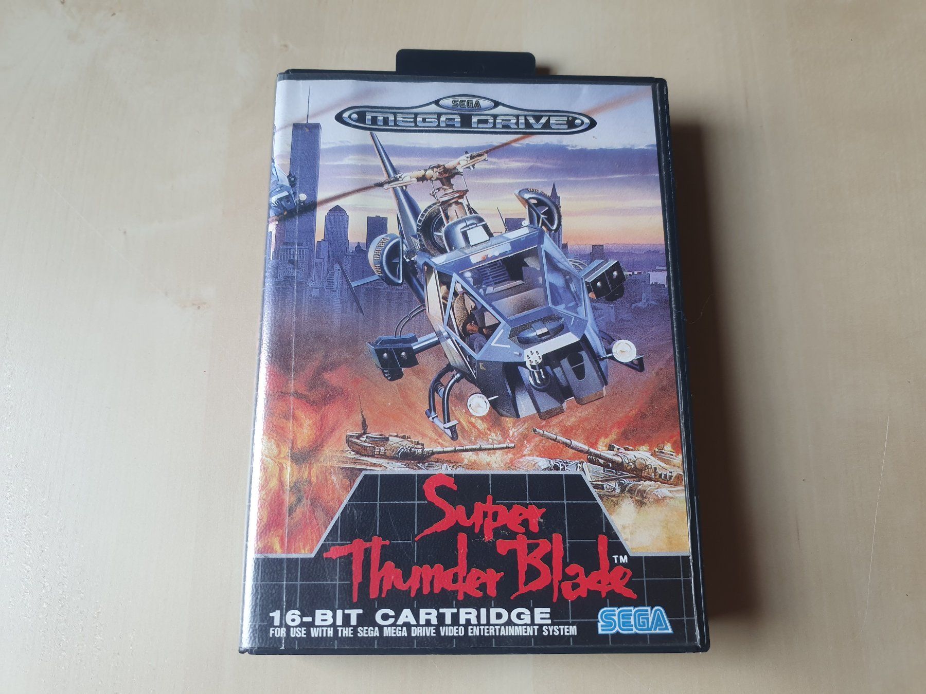 Sega Jeux: Super Thunder Black – D'occasion à Stansstad par collectorsshop