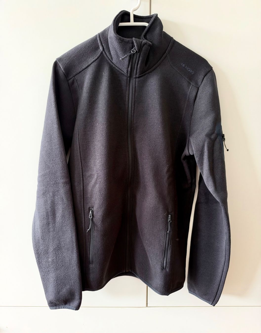 46 Nord Jacken: Jacke 46 Nord – Gebraucht aus Domat/Ems von cowi 2