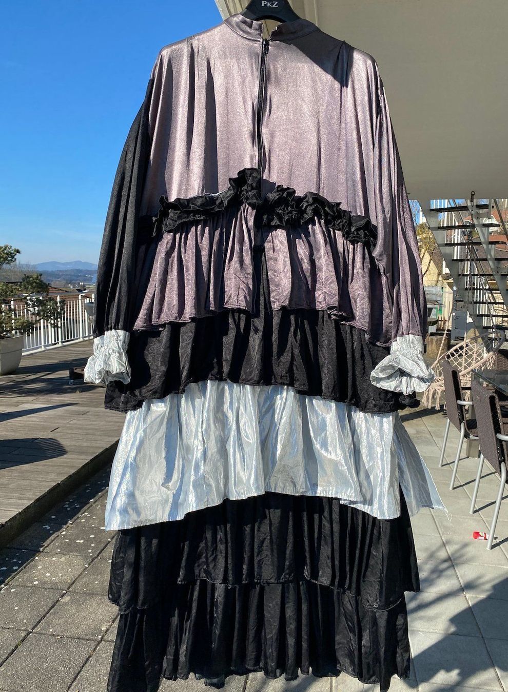 Costumi: Fasnacht Strassenkleid – Usato da Dagmersellen venduto da sheli17 6