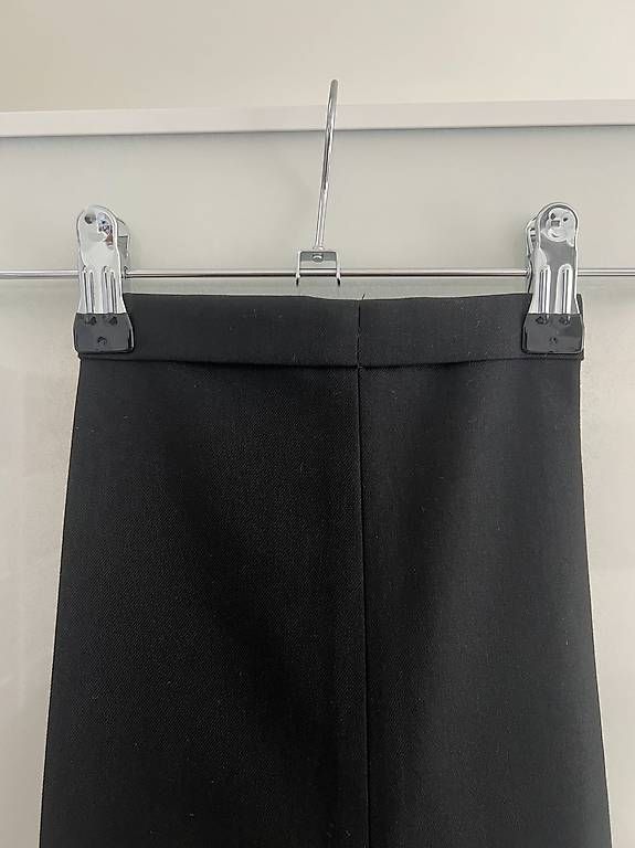Pantaloni: H&M Hose Herren Regular Fit Schwarz 34 – Usato da Lufingen venduto da luc_g6rv 3