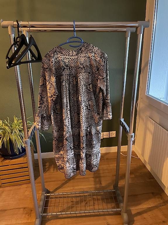 Vestiti: Kleid für Damen – Usato da Roggwil BE venduto da con_8khh 1