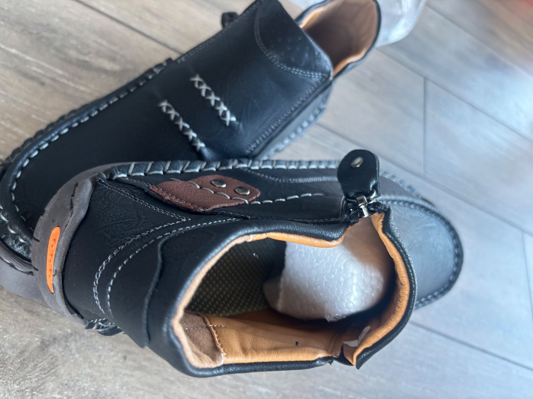 Scarpe da uomo: 44_Echtledet, sehr weich und leicht_NEW – Nuovo e nell'imballaggio originale da St-George venduto da elena27 8
