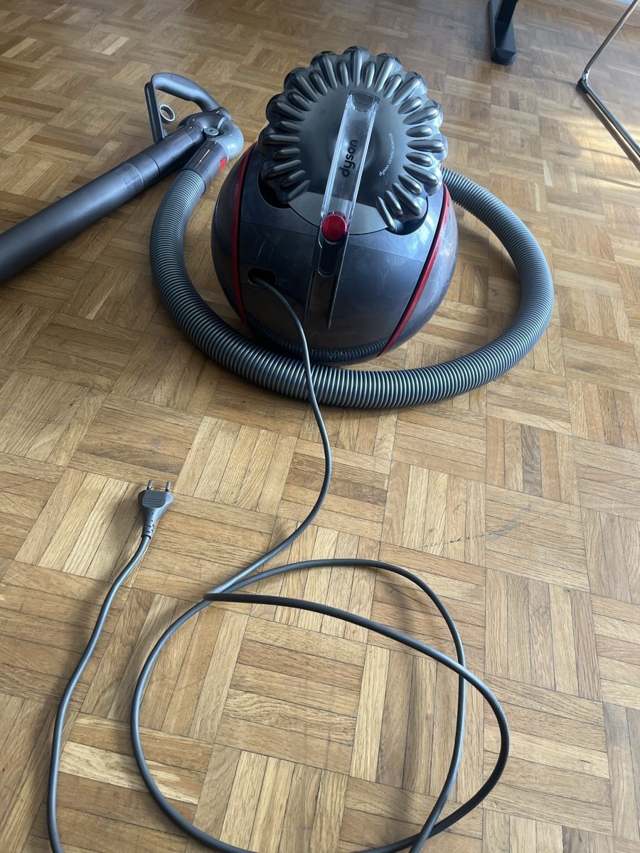 Dyson Aspirapolveri & Accessori:     Dyson Big Ball Absolute 2 mit Zubehör – Usato da Basel venduto da Bobthebobber 3
