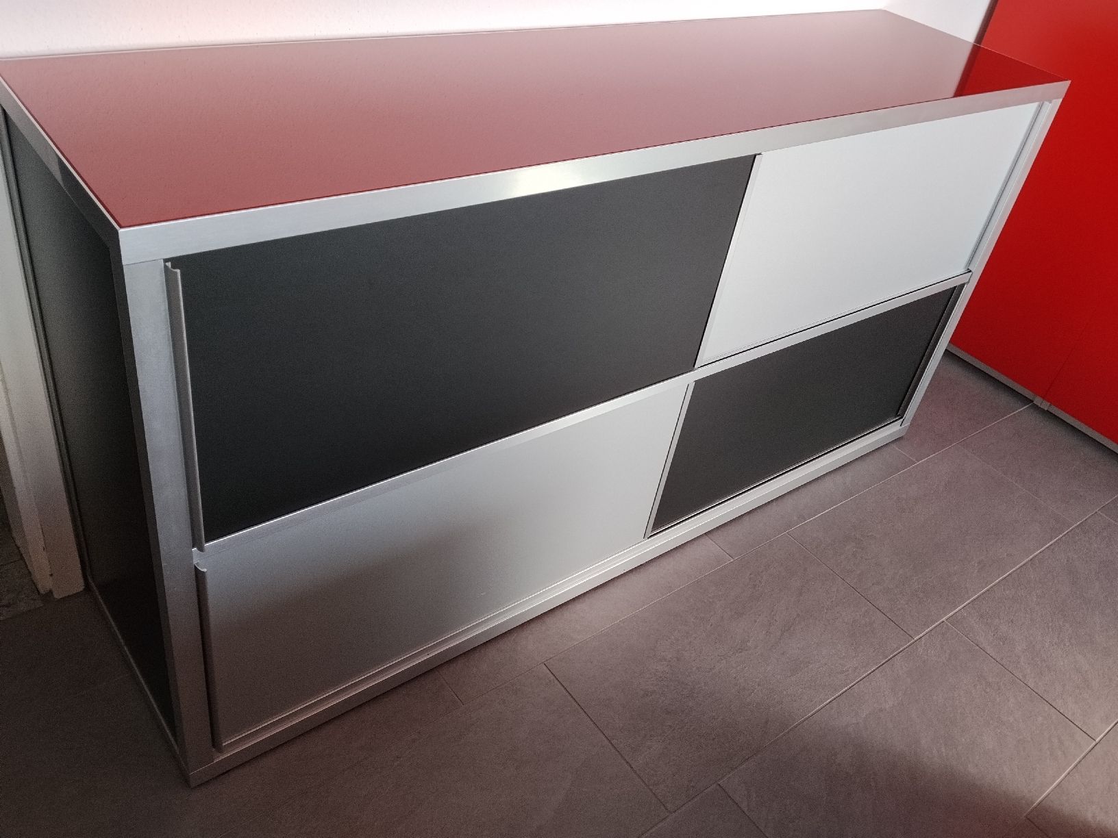 Credenze: Sidebord – Usato da Zufikon venduto da eisregen11