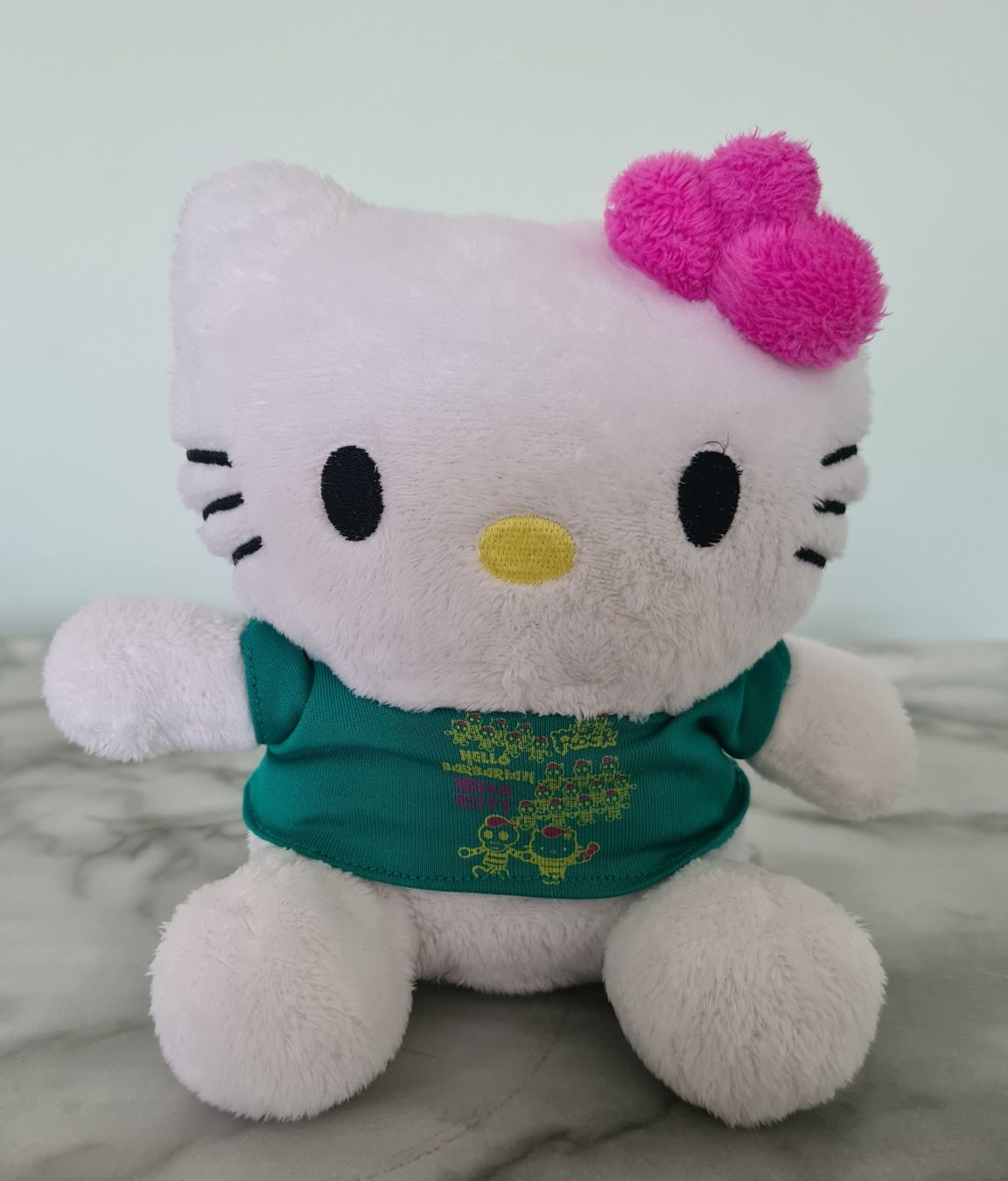 Hello Kitty Giocattoli: Hello Kitty Kätzchen Plüsch weiss 15 cm gross – Usato da Winterthur venduto da bibummi 3