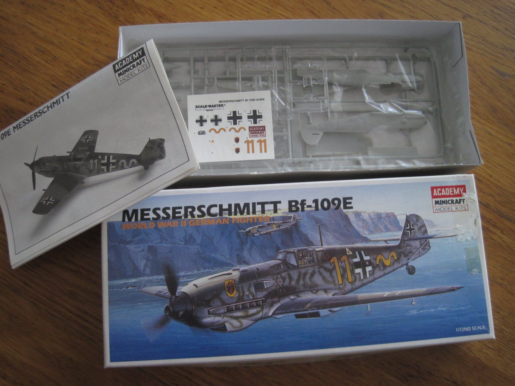 Heller Kit di modellismo & Modellini statici: Messerschmitt Bf 109 E  1/72 Academy  Bausatz – Nuovo e nell'imballaggio originale da Gossau SG venduto da Noryflory 1
