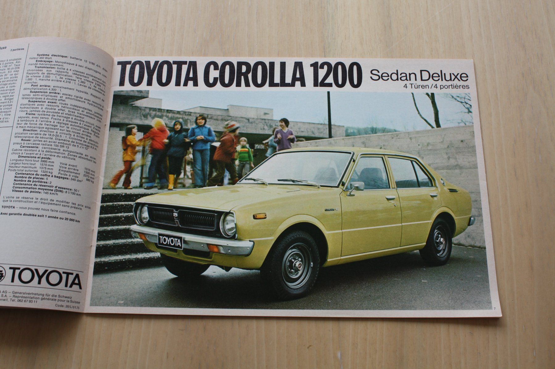 Toyota Documenti: Toyota CH-Prospekt 1975 – Usato da Wikon venduto da erwin400 3
