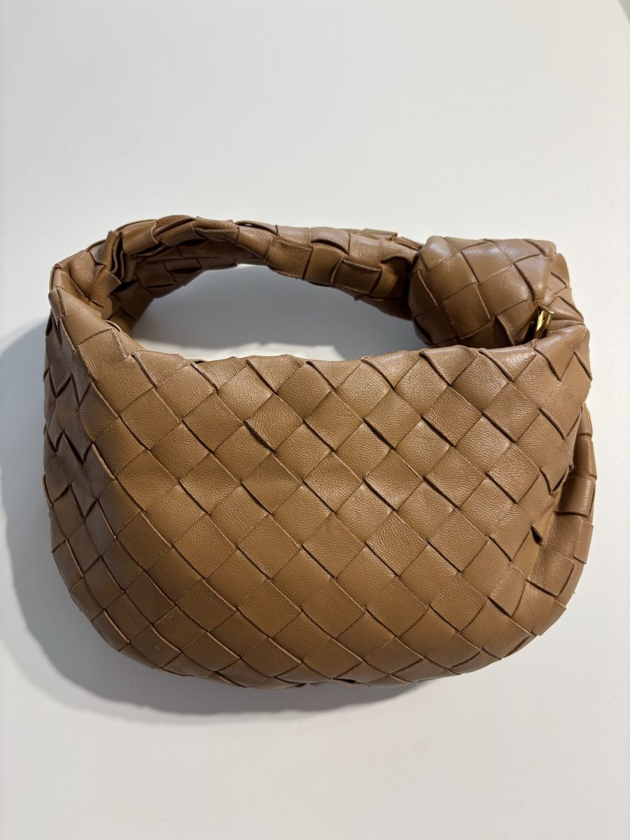 Bottega Veneta Borse da donna: Bottega Veneta jodie mini – Usato da Höri venduto da Celine.11 1