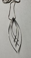 Elegante Kette mit Anhänger, modern & zeitlos