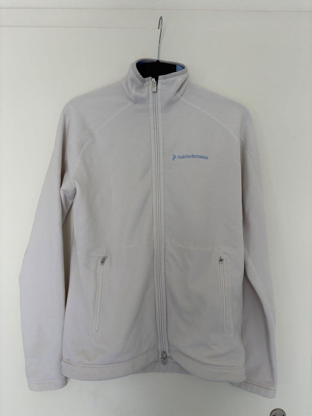 Peak Performance Jacken: Peak Performance Jacket - Size M – Gebraucht aus Muzzano von Sidney_3