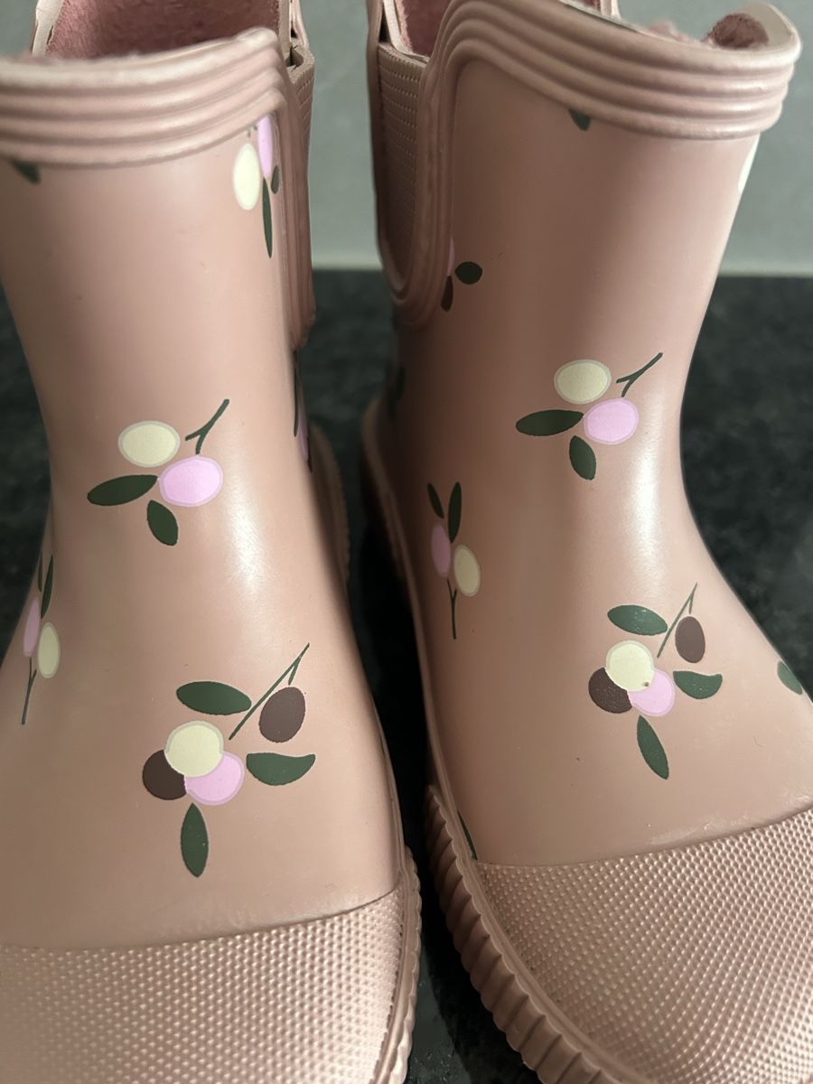 H&M Chaussures filles: Gefütterte Gummistiefel – D'occasion à Stäfa par Michelecarmen8892 1